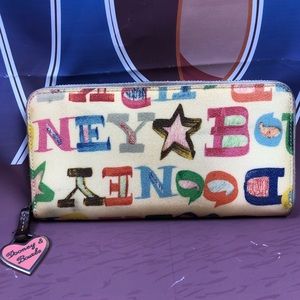 Dooney & Bourke large zip wallet